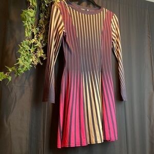 ❤️CBR Boutique Contemporary Dress 💕